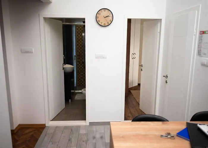 アパート Primula スボティツァ